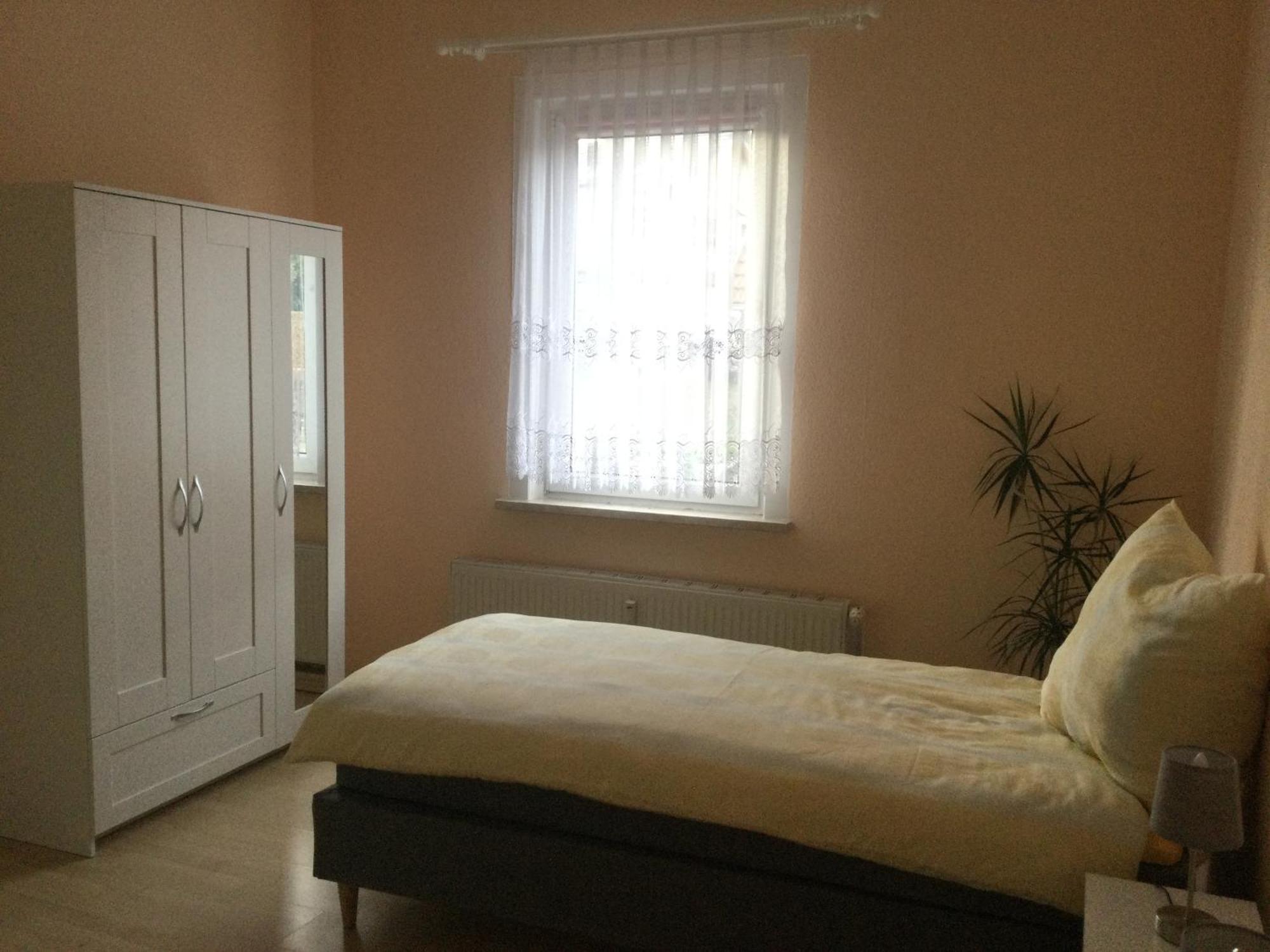 Ferienwohnung Burgblick 플라우에 외부 사진